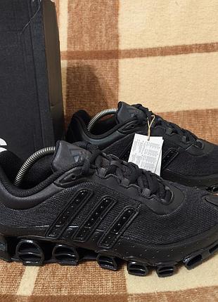Новые кроссовки adidas megaride