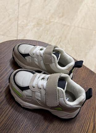 Дитячі кросівки від zara 21 розмір