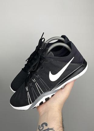 Оригінальні кросівки nike free tr 6 чорні 38.5 р. 24.5 см