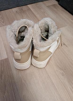 Кроссовки женские, зима 3