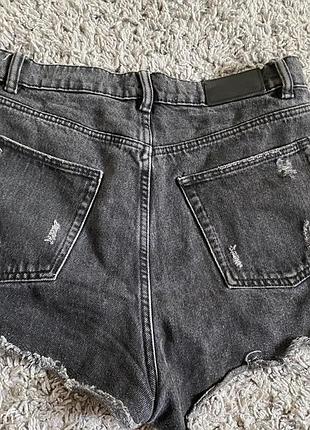 Продам шорти zara 2