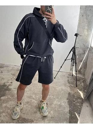 Стильний чоловічий костюм з двонитки. худі з капюшоном та шорти.