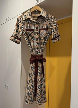 Сукня міді в стилі burberry