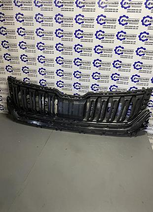 Решітка радіатора skoda kodiaq (565853653a)