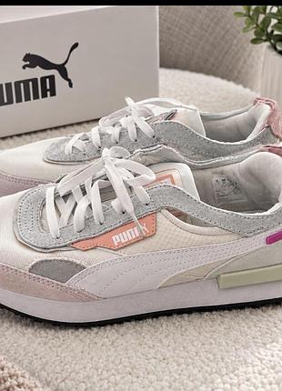 Оригінальні кросівки puma