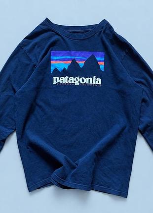 Patagonia лонгслів m - l розмір синій
