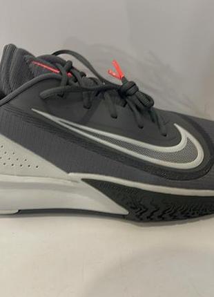 Nike кросівки
