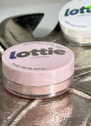 Фиксирующая пудра lottie london setting powder ready set go brightening powder (pink) 5 g mini