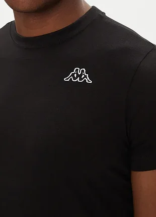 Футболка kappa  slim fit.