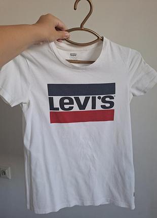 Футболка levi's p. xs