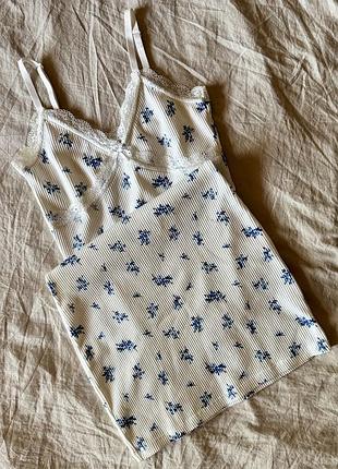 Сукня у квітковий принт h&m