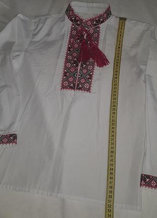 Вишиванка червона вишивка