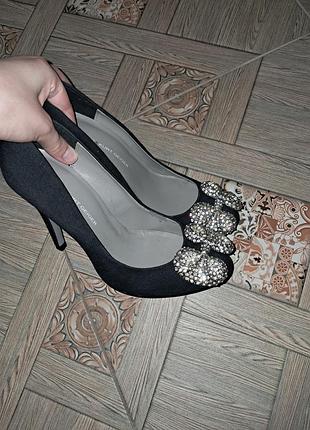 Британские брендовые туфли kg kurt geiger dazzle 38 размера