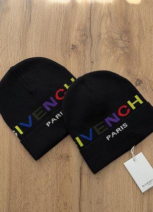 Вовняна шапка givenchy