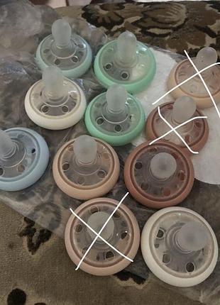 Нові пустушки соски tommee tippee 0-6 місяці пустышки дурники