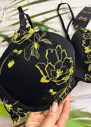 Бюстик чорний пуш ап hunkemoller. 5