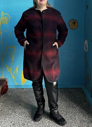 Легке пальто