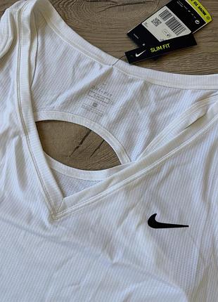 Жіноча майка nike біла 2