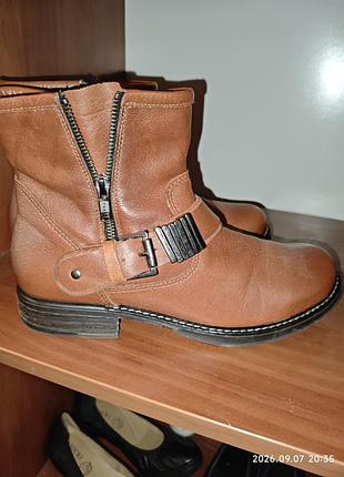 Чоботи шкіра clarks р 39