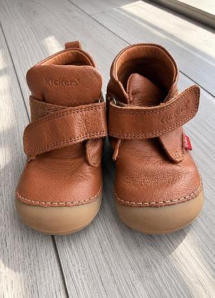 Дитячі шкіряні черевики kickers, коричневі, 21 р,стан нових