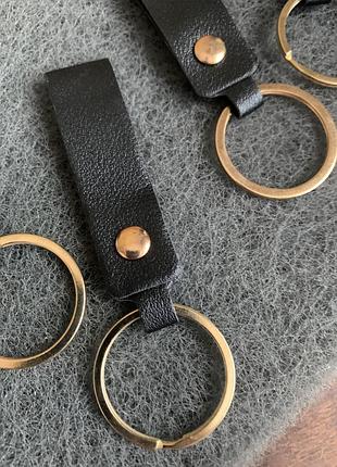 Новый набор черные кожаные брелки 4