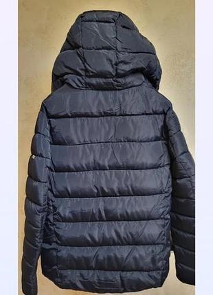 Куртка мужская, новая от итальянского бренда trussardi.

основные характеристики:
• цвет: синий
• размер: xl (маломерит, подходит на l)