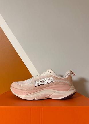 Женские кроссовки hoka skyflow