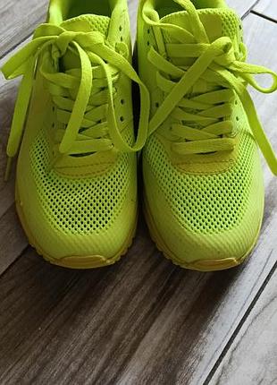 Яркие кроссовки nike air max 90 hyperfuse "volt" (размер 37)еплика - под ремонт