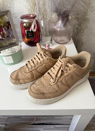Кросівки nike air force 1 бежеві