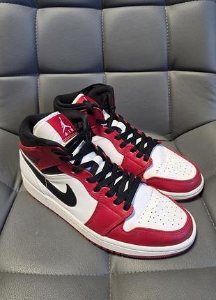 Jordan kросівки air 1 mid "chicago black toe