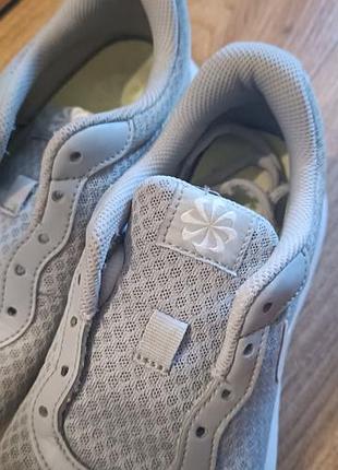 Кроссовки женские nike 2