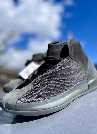 Кросівки чоловічі ( оригінал) adidas yeezy qntm black gx1317