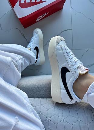 Nike blazer low platform white 10