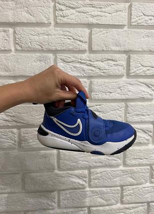 Кросовки nike team hustle d 11 3