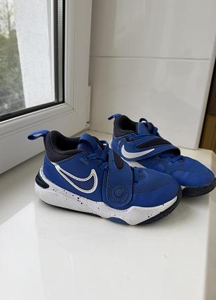 Кросовки nike team hustle d 11 6