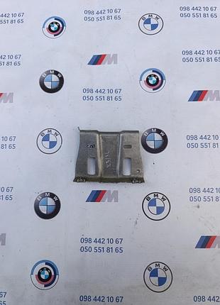 Кронштейн кріплення захисту тонеля bmw x3 f25 x4 f26 11-17 бмв ф25 ф26 51487213679, 7213679, 77772210