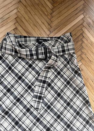 Стильна спідниця міді в клітинку з ременем mango (розмір 36 / s) оригінал