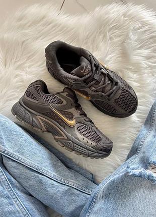 Nike v5 rnr grey gold 3