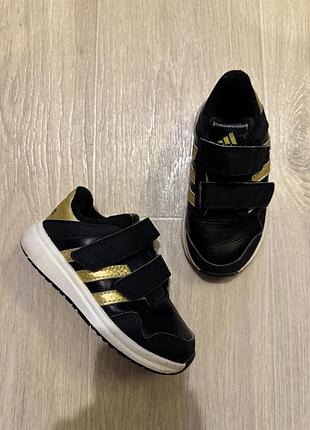 Детские кроссовки кеды adidas. оригинал! размер 24.