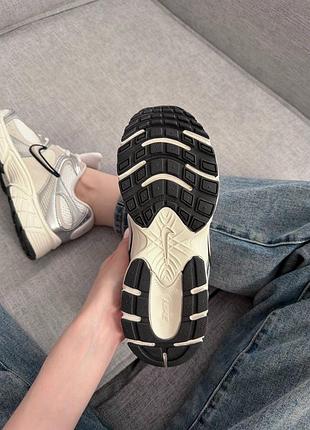 Nike v5 rnr white beige silver black 10