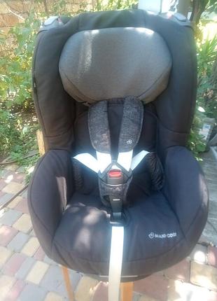 Дитяче автокрісло maxi-cosi tobi