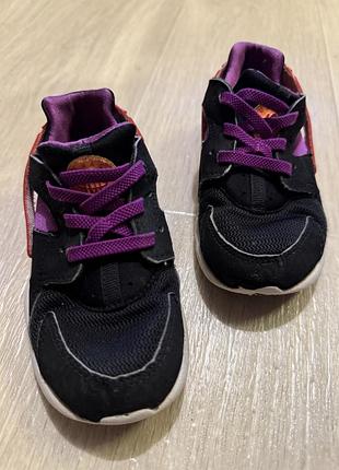 Детские кроссовки nike. оригинал! размер 26. 2