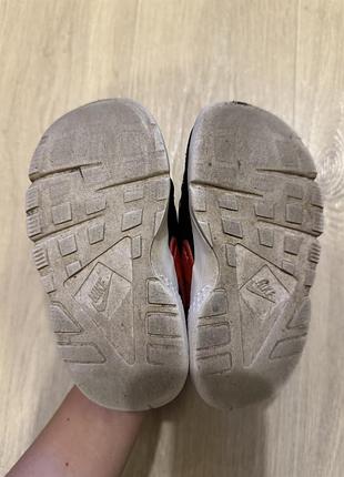 Детские кроссовки nike. оригинал! размер 26. 7