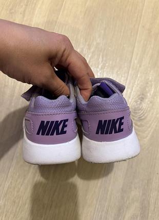 Детские кроссовки nike. оригинал! размер 26. 10