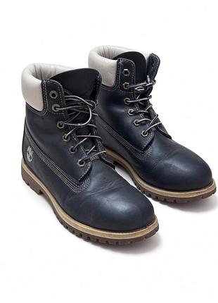 Черевики від фірми timberland