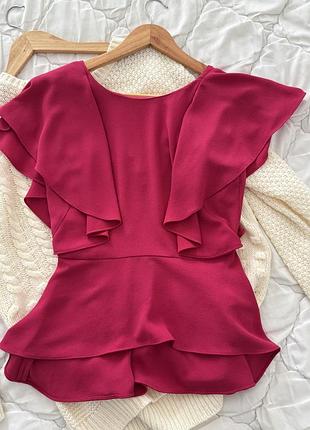 Блуза zara малинова з воланами
