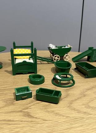 Sylvanian families — вінтажні меблі зеленого кольору