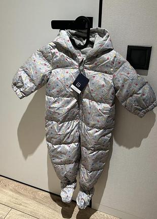 Пуховый комбинезон gap 12-18 2