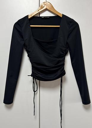 Блузка zara з квадратним вирізом, розмір м