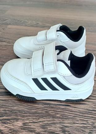 Adidas детские кроссовки